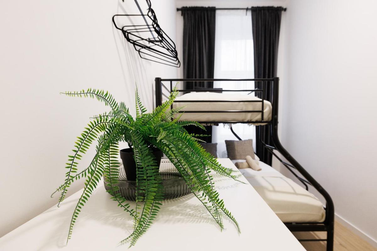 Central City Style Rooms By Home2 Bécs Kültér fotó