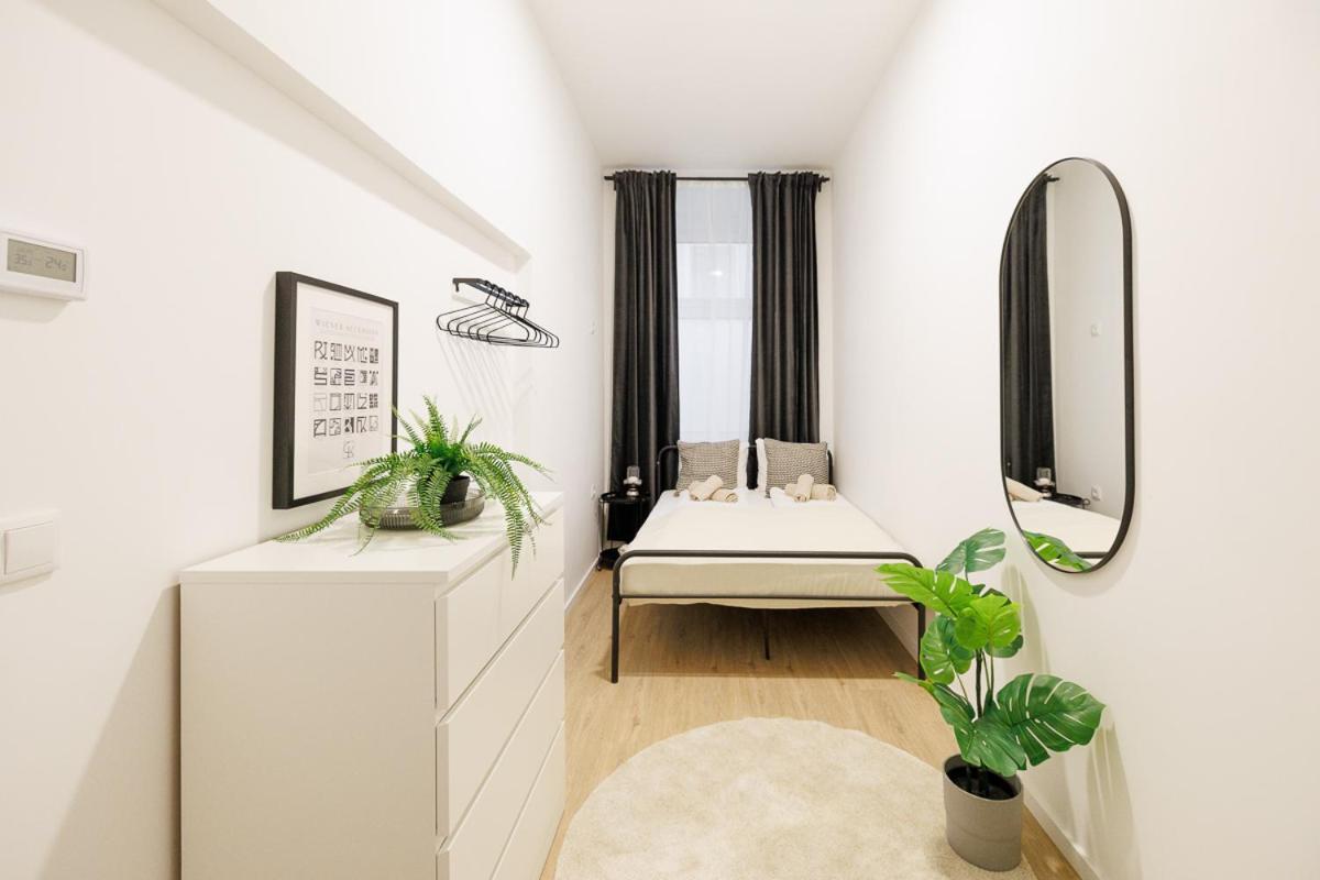 Central City Style Rooms By Home2 Bécs Kültér fotó