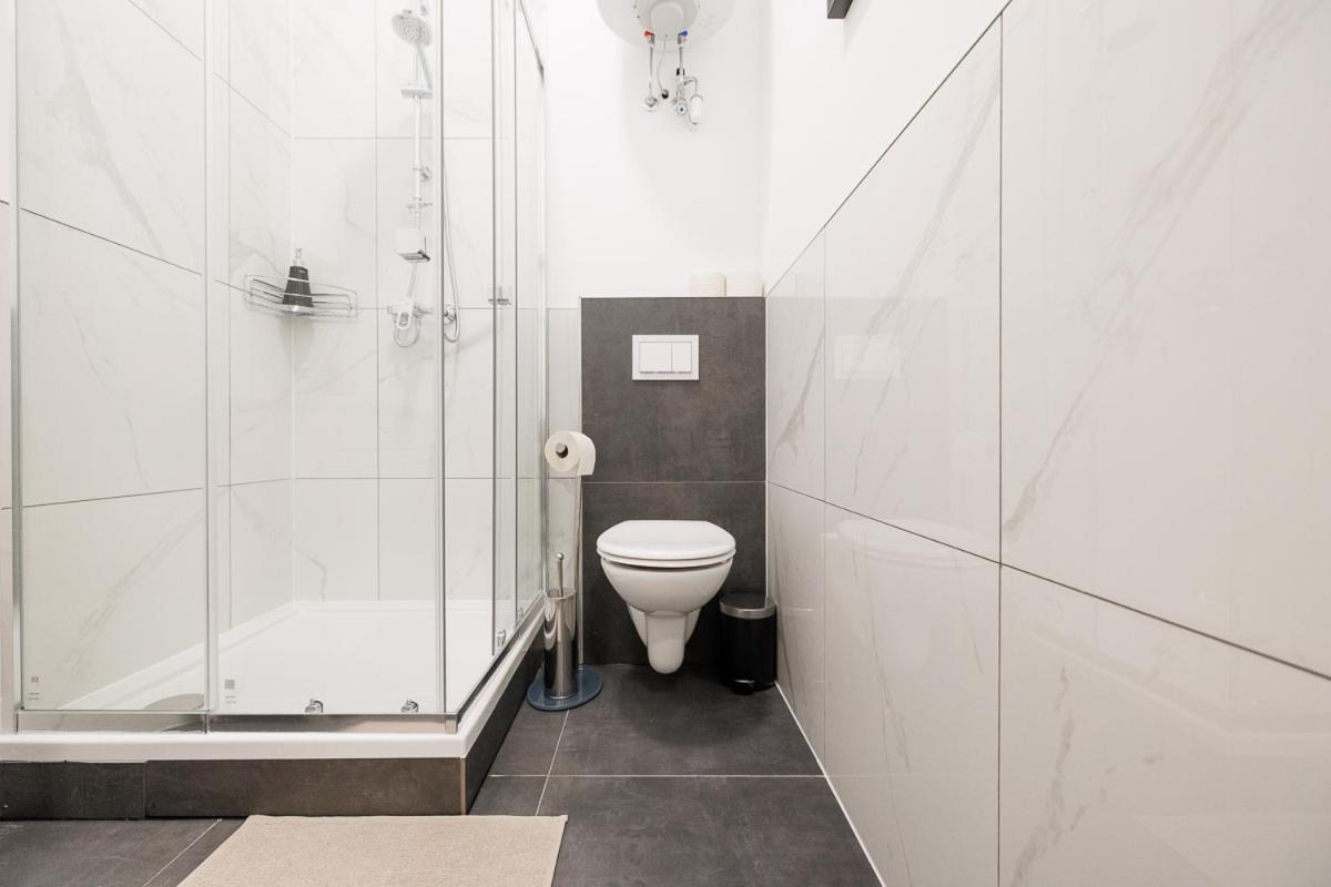 Central City Style Rooms By Home2 Bécs Kültér fotó