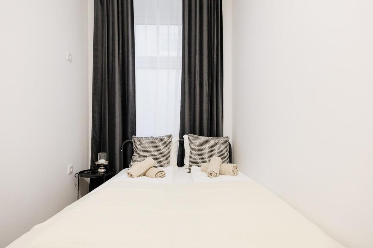 Central City Style Rooms By Home2 Bécs Kültér fotó