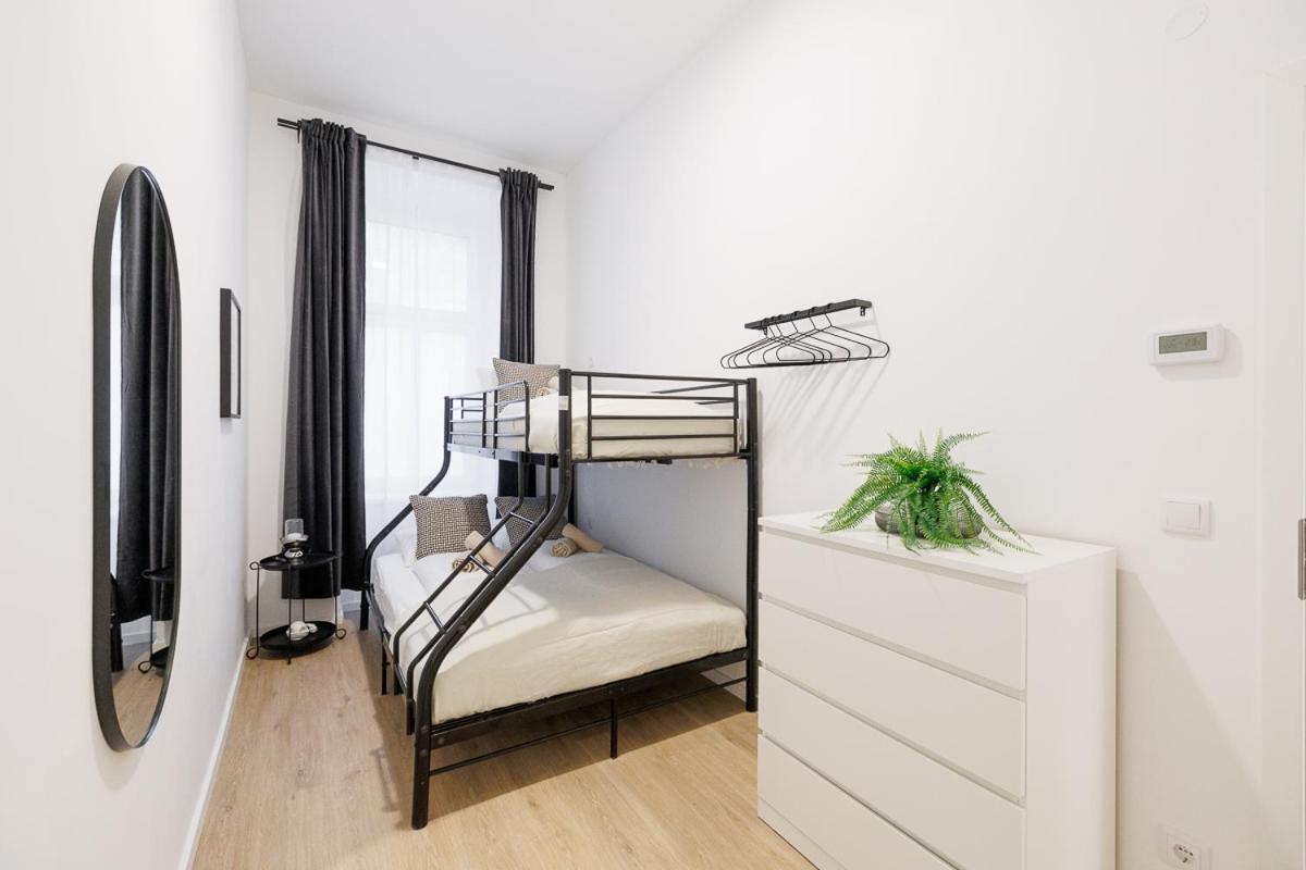 Central City Style Rooms By Home2 Bécs Kültér fotó